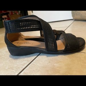 Abella True Comfort Wedge Sandal